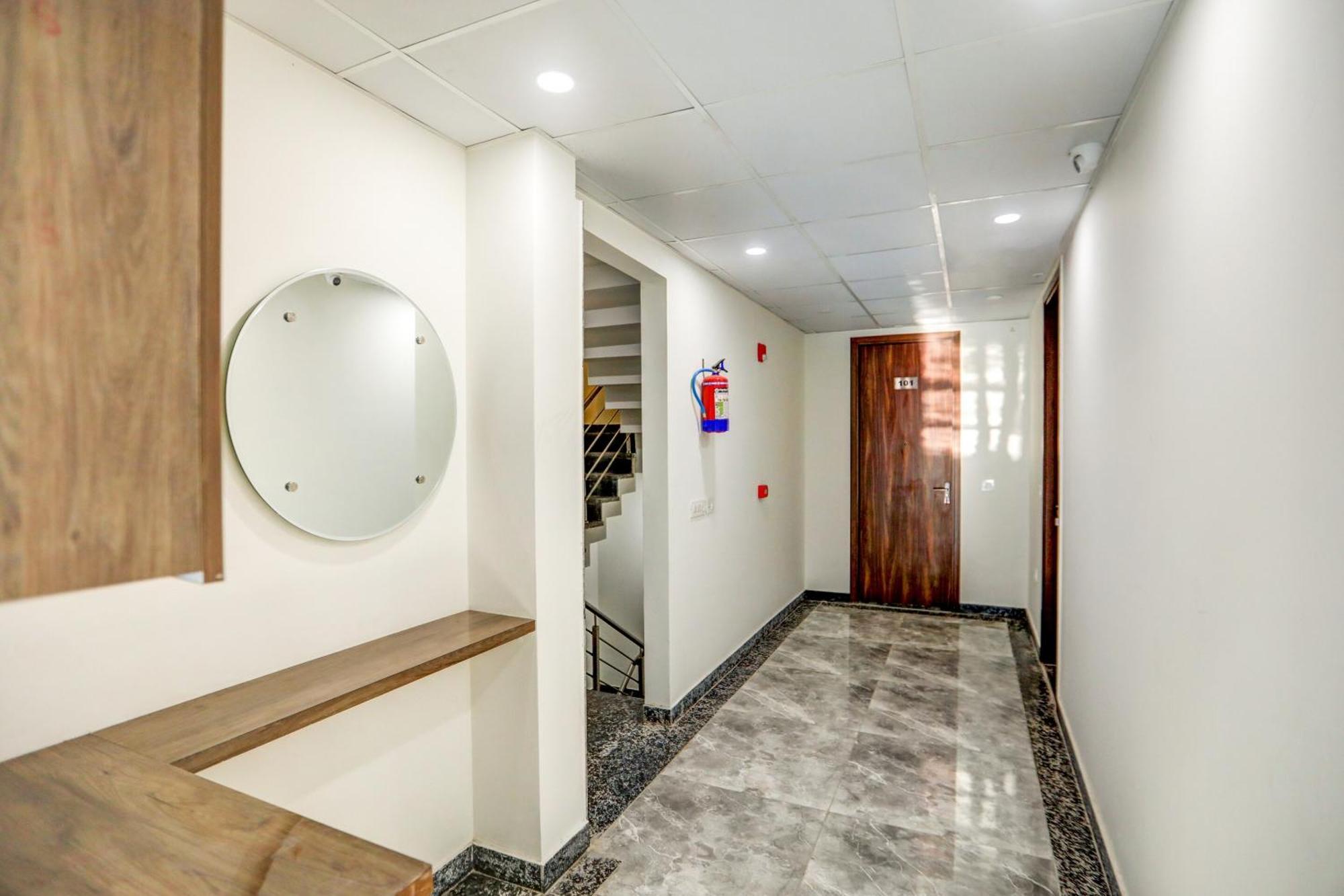 Flagship Happy Inn Delhi  Esterno foto